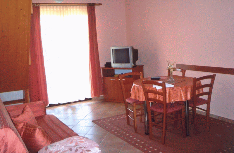 Click to enlarge Apartman5/Ap5.gif